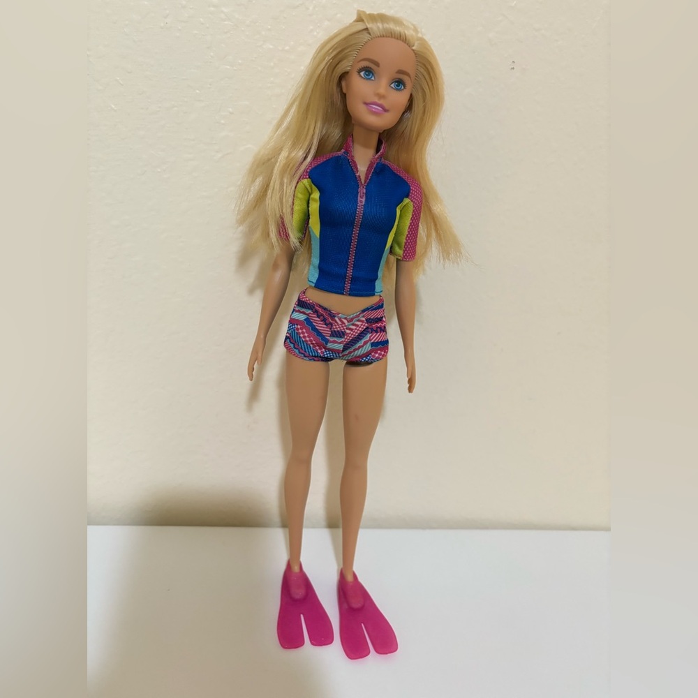 Barbie Dolphin Magic Doll